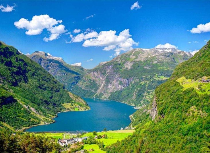 Norvég fjordok tájak és trollok