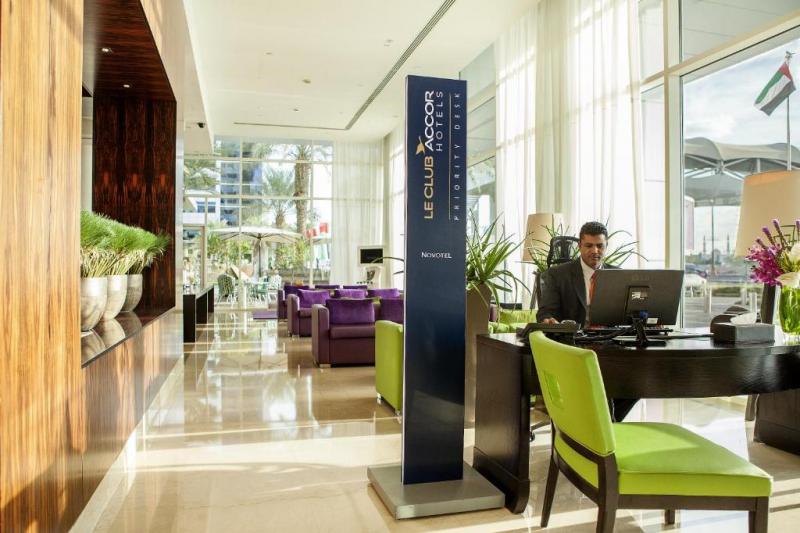 Dubai utazás Novotel World Trade