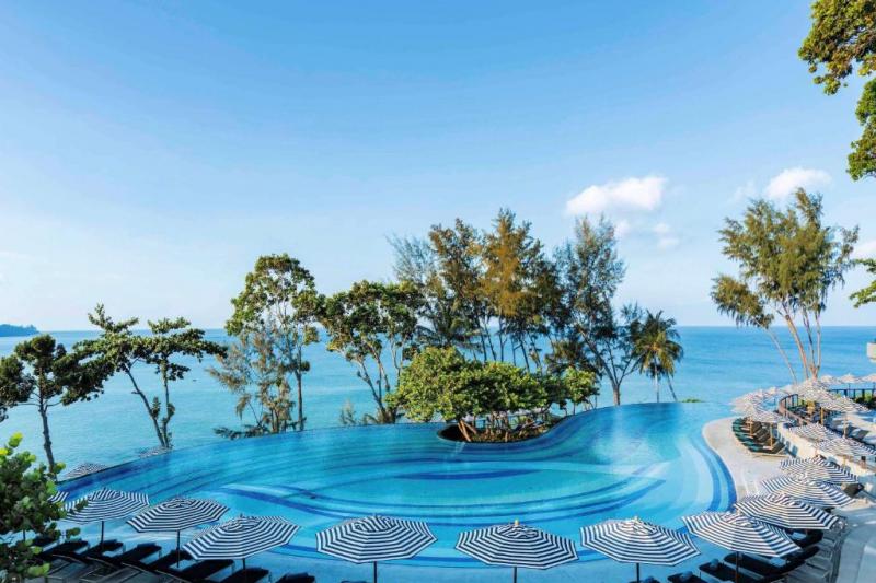 Phuket utazás Pullman Phuket Arcadia Naithon Beach