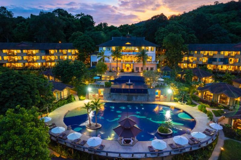 Phuket utazás Supalai Scenic Bay Resort And Spa