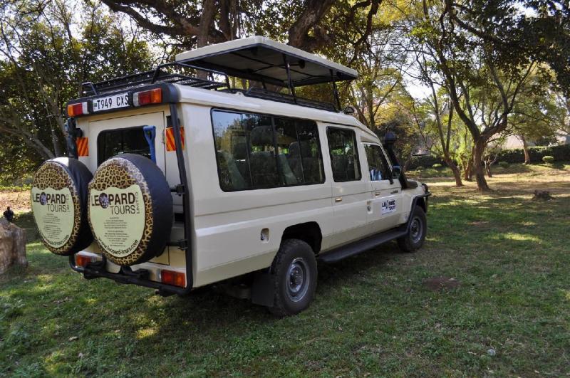 Szafari Tanzániában Zanzibári pihenéssel