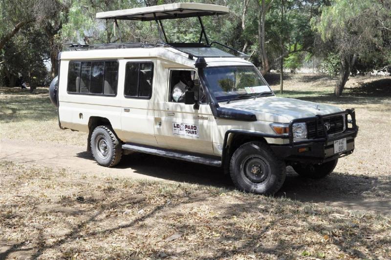 Szafari Tanzániában Zanzibári pihenéssel