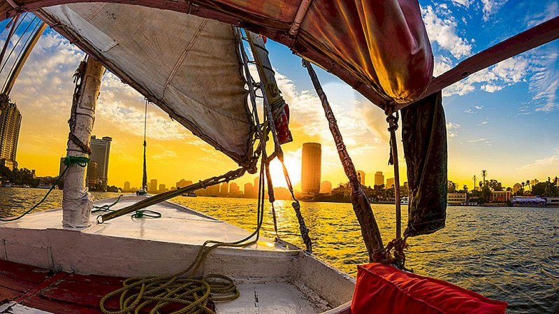 Könyves Kairó utazás