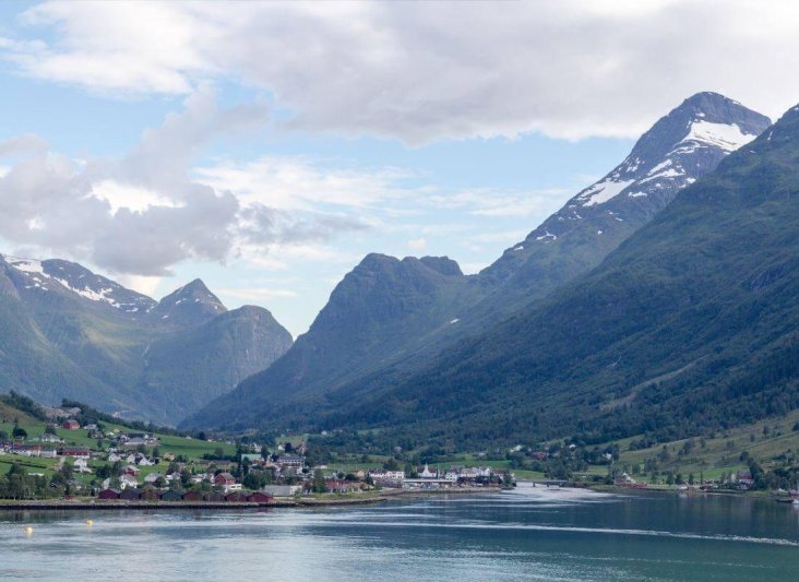 Norvég körutazások Norvég fjordok: tájak és trollok