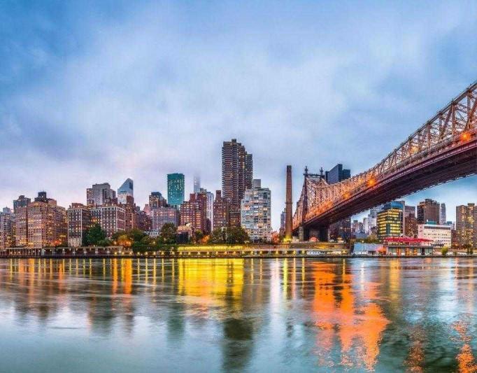 A keleti part örökségei, Washington és New York
