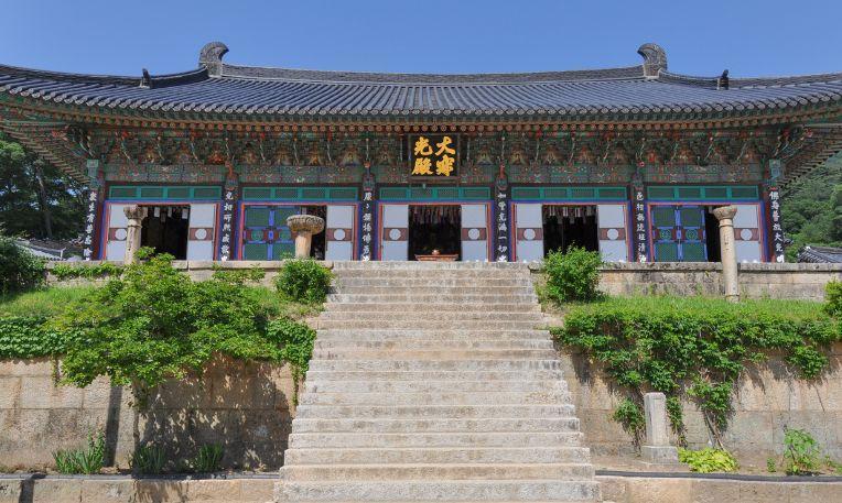 Dél-Korea - a cseresznyevirágzás idején