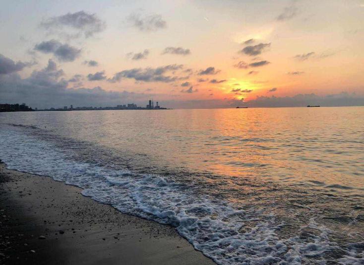 Grúzia hegyei, üdüléssel Batumiban