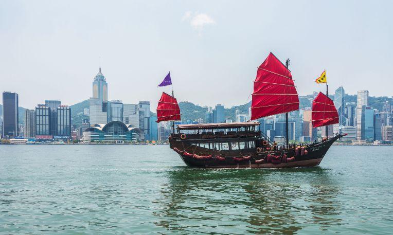 Hongkong-Makaó, Hainan szilveszterkor