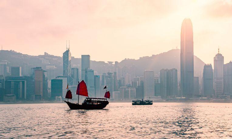 Hongkong-Makaó, Hainan szilveszterkor