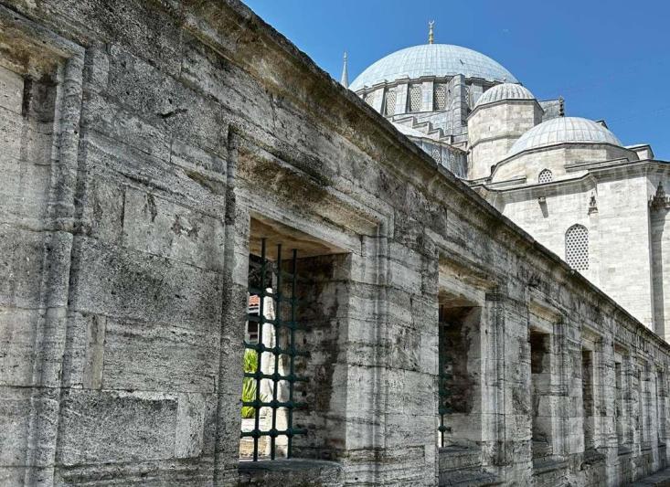 Isztambul és a Boszporusz a Nemzetközi Tulipánfesztivál idején