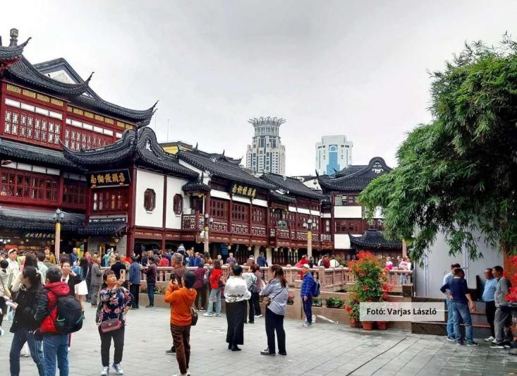 Peking-Shanghai a puskagolyó expresszel