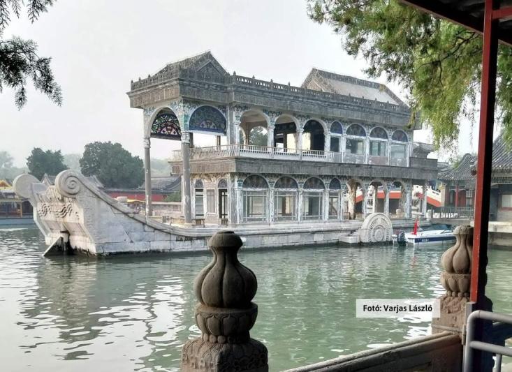 Peking-Shanghai a puskagolyó expresszel