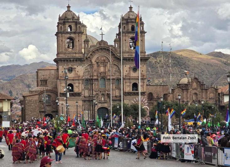 Peru - Napünnep