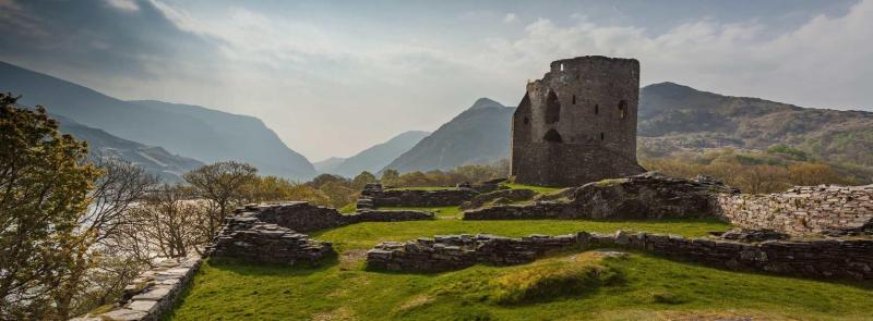 Wales, a Kelta-tenger meseországa