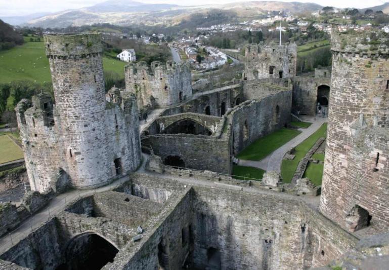 Wales, a Kelta-tenger meseországa