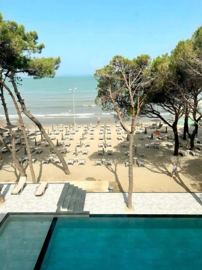 Durres utazás Alexander Resort