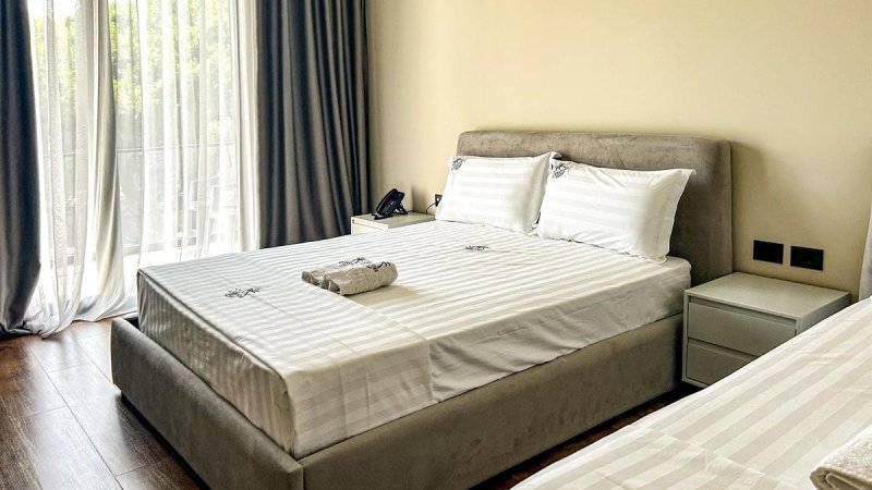 Durres utazás Alexander Resort