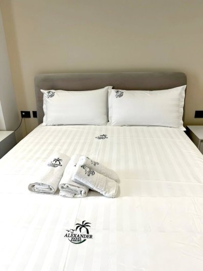 Durres utazás Alexander Resort