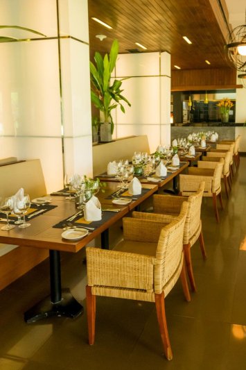 Sri Lanka utazás Blue Water Hotel & SPA