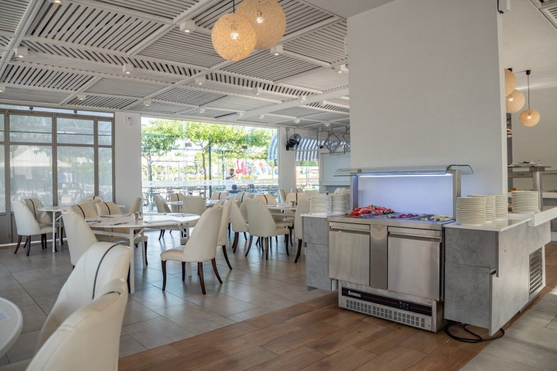 Zakynthos utazás Caretta Beach Resort & Waterpark