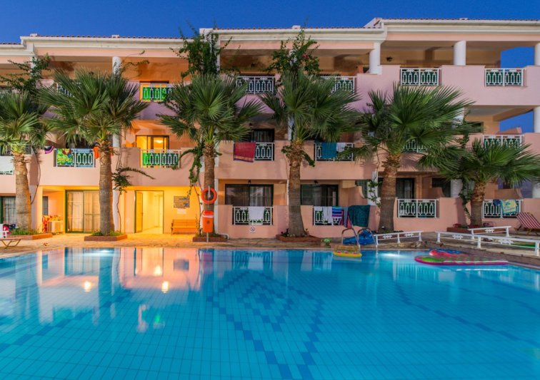 Caretta Beach Resort & Waterpark Zakynthos