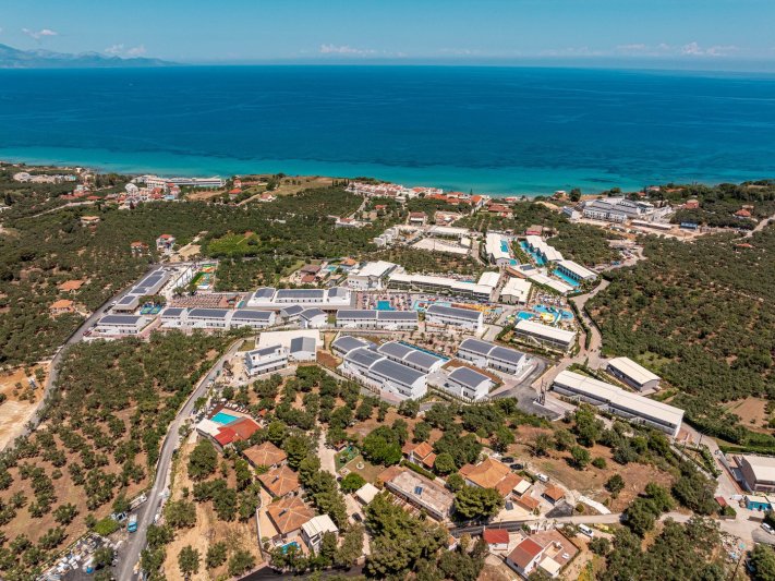 Zakynthos utazás Caretta Paradise Resort & Waterpark