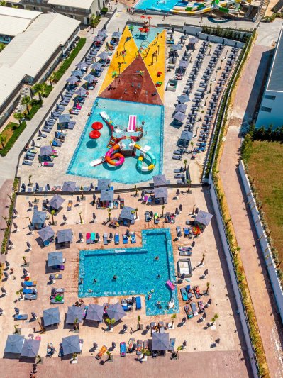 Zakynthos utazás Caretta Paradise Resort & Waterpark