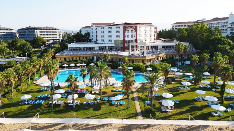 Hotel Cesars Resort Side Side