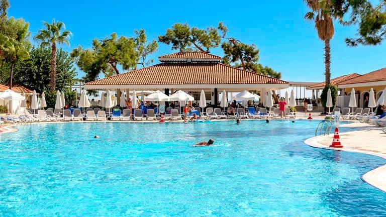 Kemer utazás Club Hotel Phaselis Rose