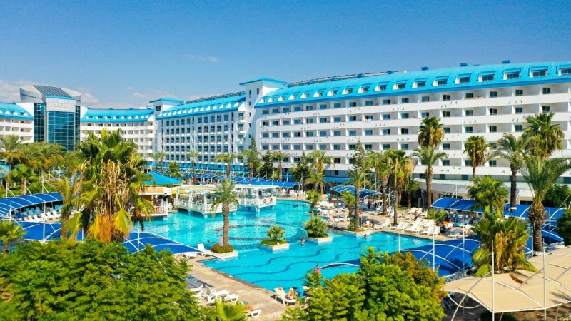Crystal Admiral Resort Suites and Spa Side