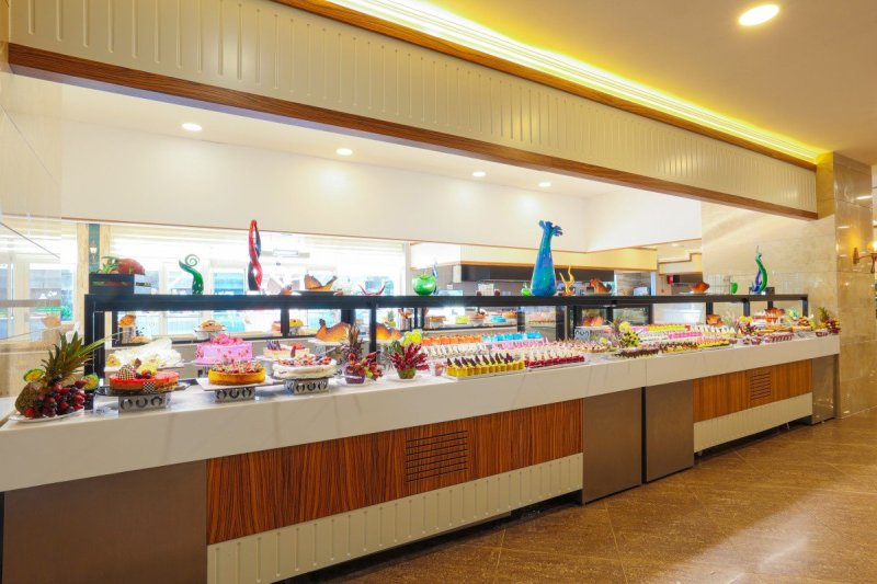 Crystal Admiral Resort Suites and Spa Side