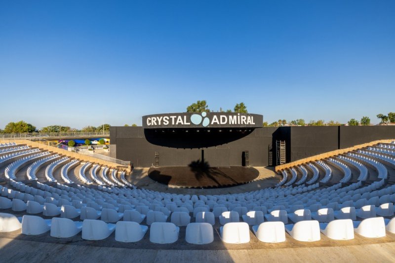 Crystal Admiral Resort Suites and Spa Side