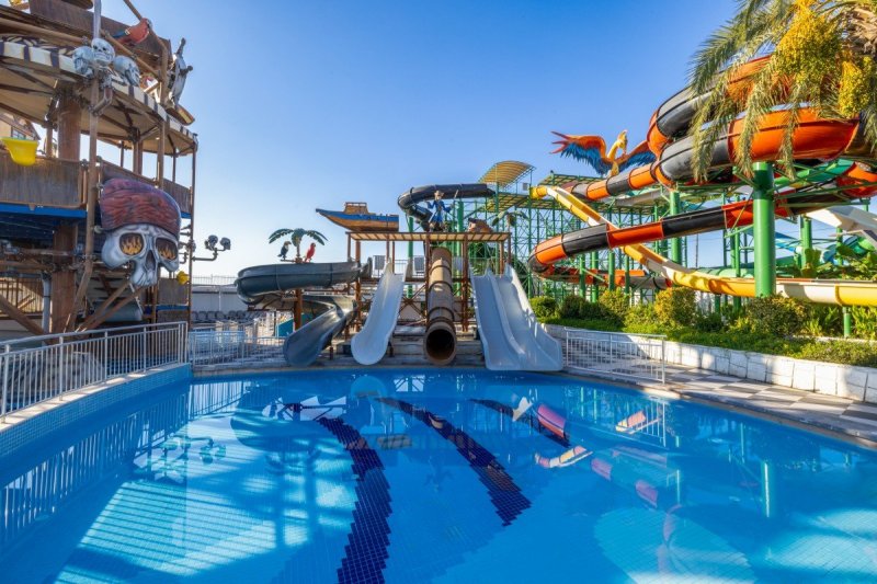 Crystal Admiral Resort Suites and Spa Side