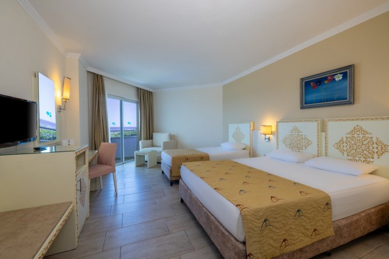 Crystal Admiral Resort Suites and Spa Side