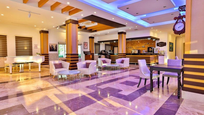 Crystal Aura Beach Resort and Spa Kemer