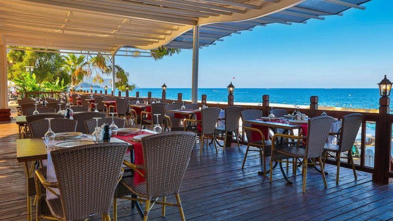 Crystal Aura Beach Resort and Spa Kemer