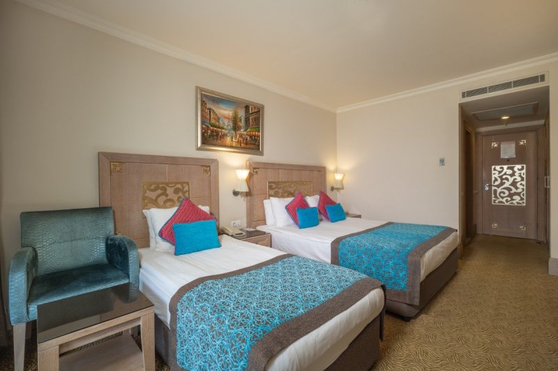 Kemer utazás Crystal De Luxe Resort and Spa