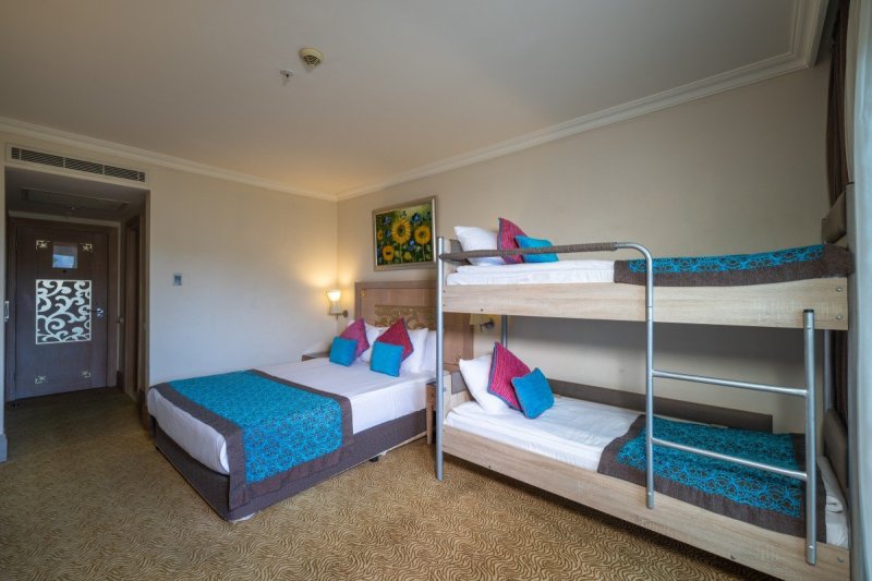 Kemer utazás Crystal De Luxe Resort and Spa