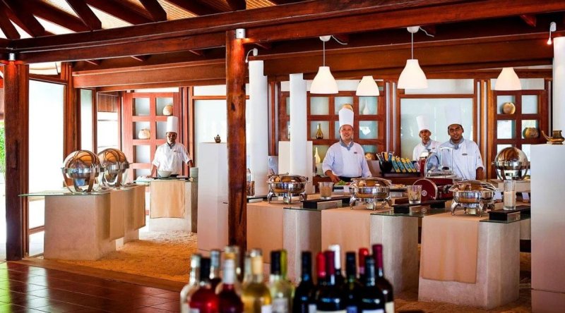 Maldív-szigetek utazás Diamonds Athuruga Island Resort