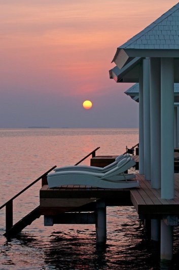 Maldív-szigetek utazás Diamonds Athuruga Island Resort