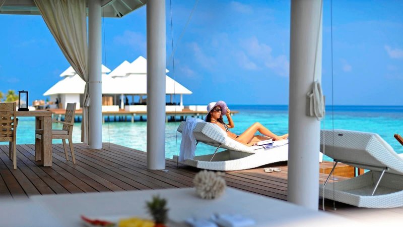 Maldív-szigetek utazás Diamonds Athuruga Island Resort