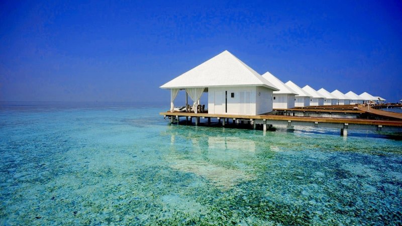 Maldív-szigetek utazás Diamonds Athuruga Island Resort