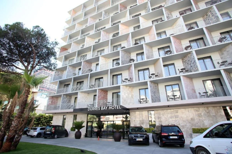 Durres utazás Durres Bay Hotel