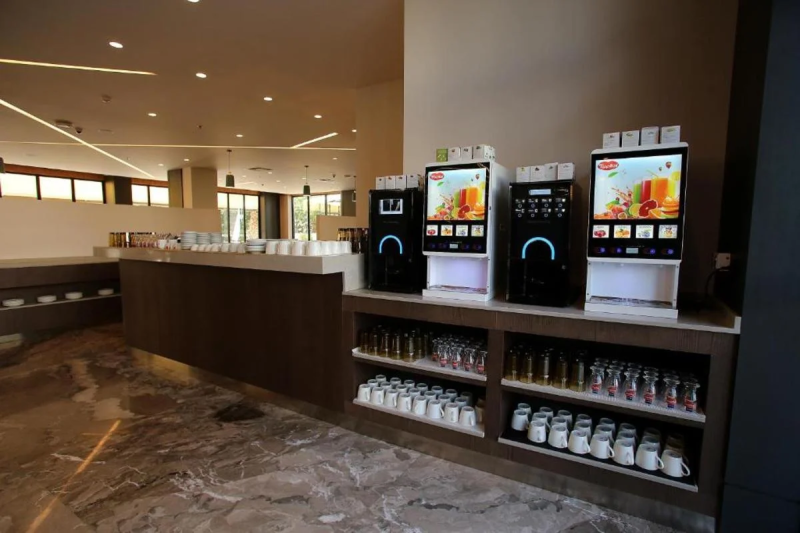 Durres utazás Durres Bay Hotel