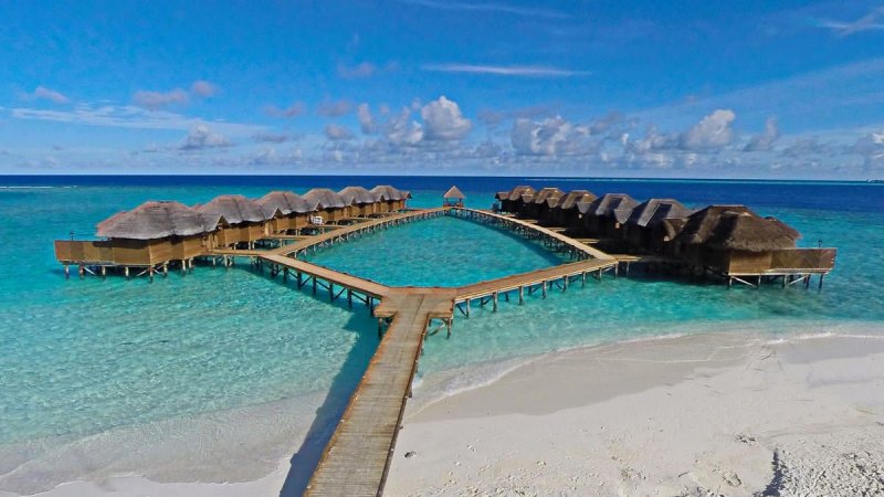 Maldív-szigetek utazás Fihalhohi Island Resort
