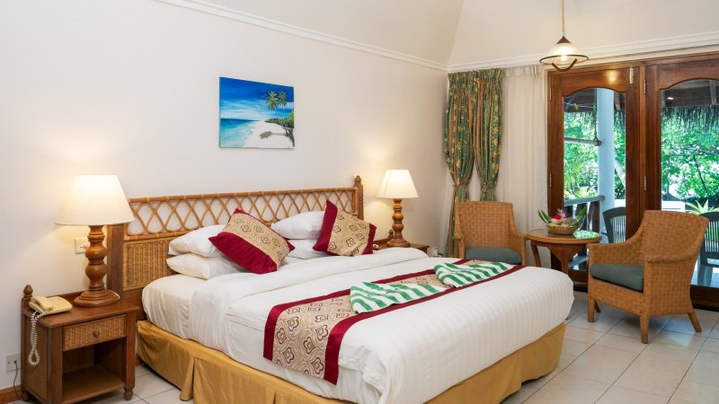 Maldív-szigetek utazás Fihalhohi Island Resort