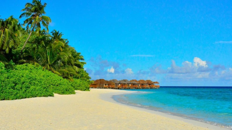 Maldív-szigetek utazás Fihalhohi Island Resort