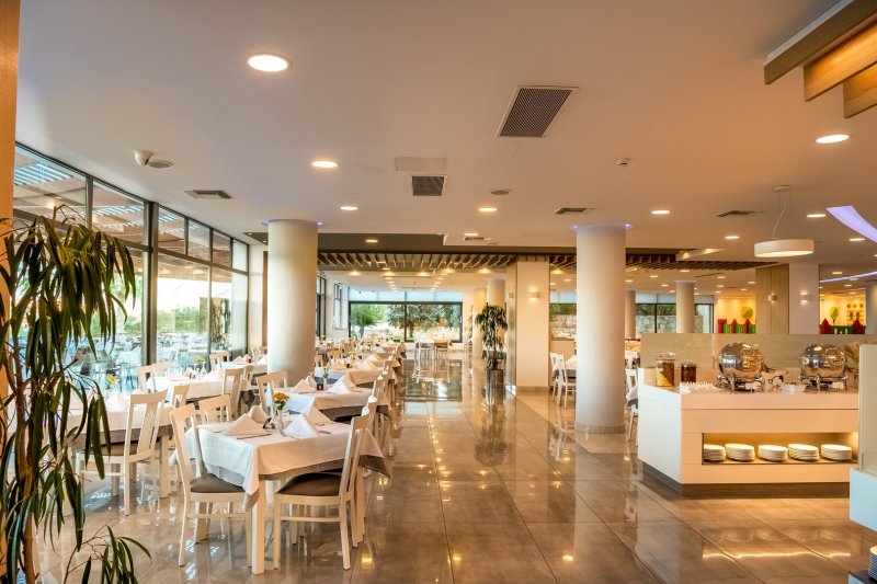 Kréta Hersonissos utazás Grand Holiday Resort