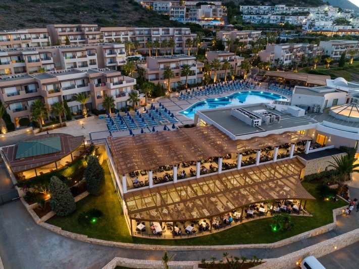 Kréta Hersonissos utazás Grand Holiday Resort