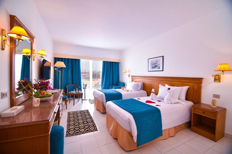 Marsa Alam utazás Hotel Alexander the Great Resort